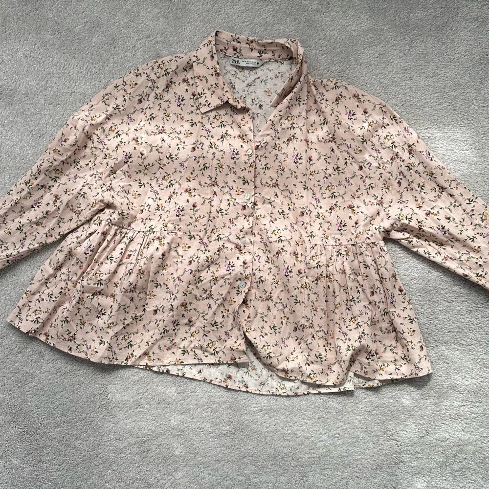 Zara - Prep Floral Button Down